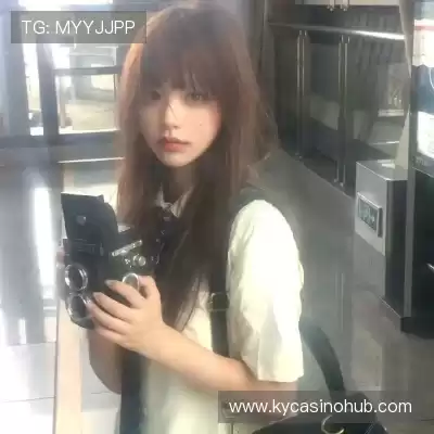 薄发华